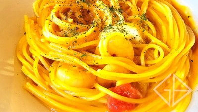 湘者トマトバスタ SHRIMP&TOMATO (1,350 yen = 296 บาท) 