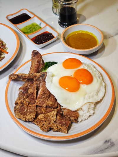 อาหาร หรือ เครื่องดื่ม