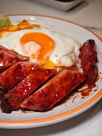 อาหาร หรือ เครื่องดื่ม