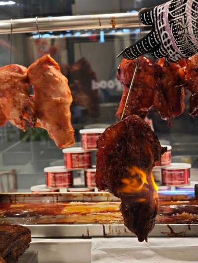 อาหาร หรือ เครื่องดื่ม