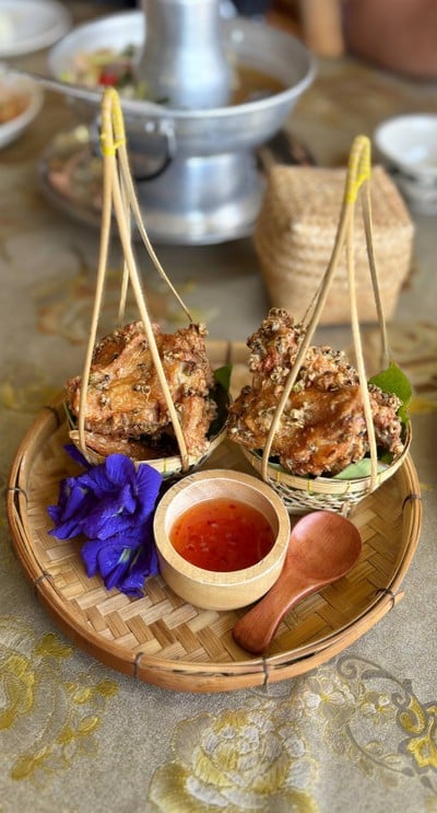 🍗 ปีกไก่ทอดมะแขว่น. (ราคา 89 บาท.)