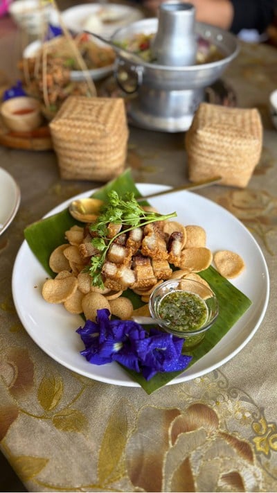 🐽 หมูอบเตาดิน. (ราคา 150 บาท.)