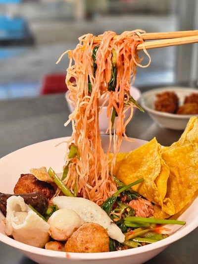 อาหาร หรือ เครื่องดื่ม