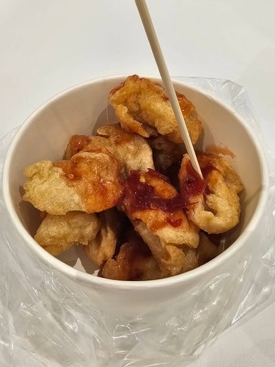 อาหาร หรือ เครื่องดื่ม