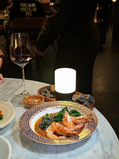 อาหาร หรือ เครื่องดื่ม