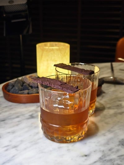 อาหาร หรือ เครื่องดื่ม