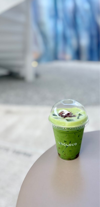 🍵 Iced Red Bean Matcha Latte. (Price 160 Baht.)