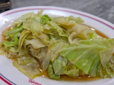 กะหล่ำปลีผัดนำ้ปลา