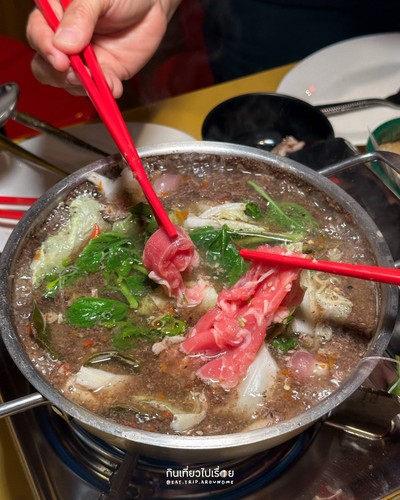 จุ่มลาวเนื้อริบอายสไลด์  Set Lao Hot Pot - Ribeye Beef Slices