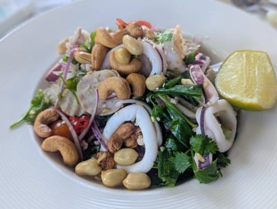 ยำวุ้นเส้น รวมมิตร