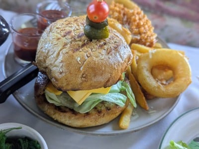 ชีสเบอร์เกอร์