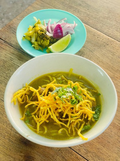 ข้าวซอยเนื้อ