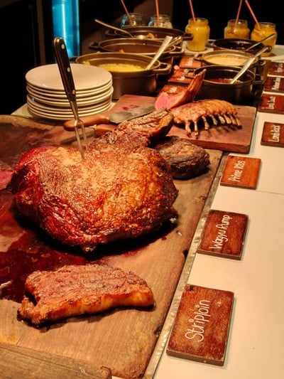 อาหาร หรือ เครื่องดื่ม