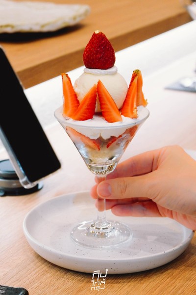 GENBU Sushi Bar & Izakaya สาขาใหม่ Ratchayothin Hills