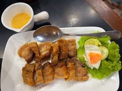 หมูกรอบซอสแอปเปิ้ล
