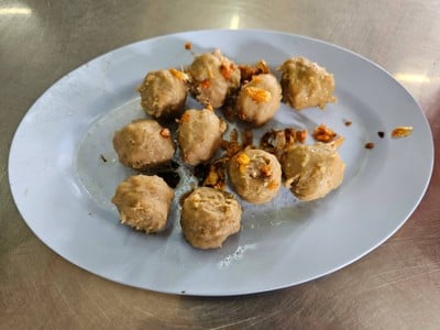 ลูกชิ้นเอ็นเนื้อ ลวก