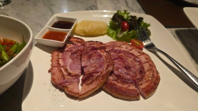 เบคอนรมควันย่าง