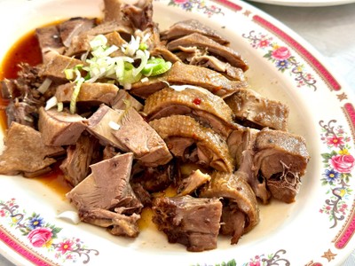 อาหาร หรือ เครื่องดื่ม