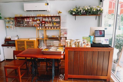 "เค้ก สังขยา คุณเพิ่ม" คาเฟ่เบเกอรี่สดใหม่ ย่านรามอินทรา