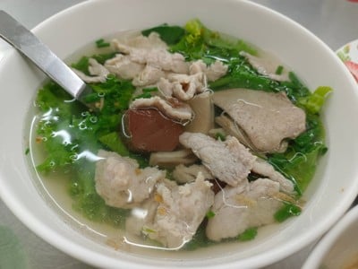 เกาเหลาเลือดหมู