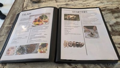 ป้ายราคาหรือสมุดเมนู