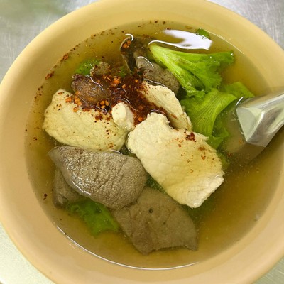 อาหาร หรือ เครื่องดื่ม