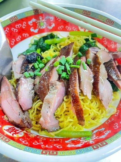 บะหมี่เป็ดอบชานอ้อย
