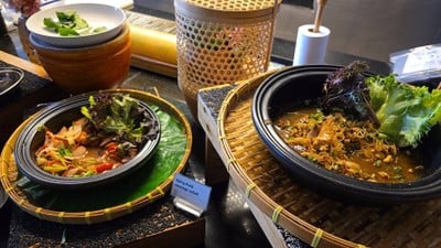 อาหาร หรือ เครื่องดื่ม