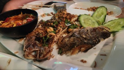 อาหาร หรือ เครื่องดื่ม