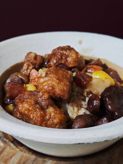 อาหาร หรือ เครื่องดื่ม