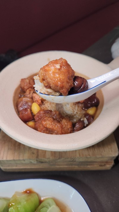 อาหาร หรือ เครื่องดื่ม