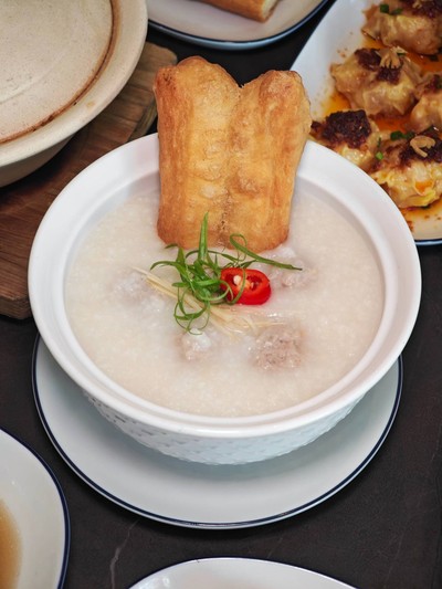 อาหาร หรือ เครื่องดื่ม