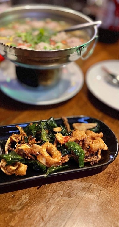 🦑 ปลาหมึกแดดเดียวทอดกระเทียม. (ราคา 175 บาท.)