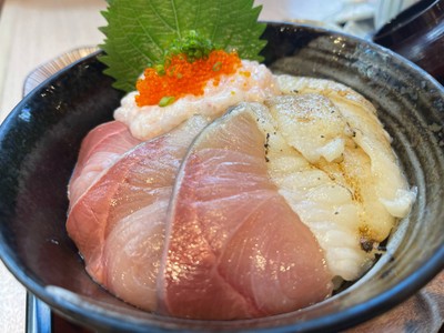 DIY chirashi : Hamachi/ Engawa/ Ebi