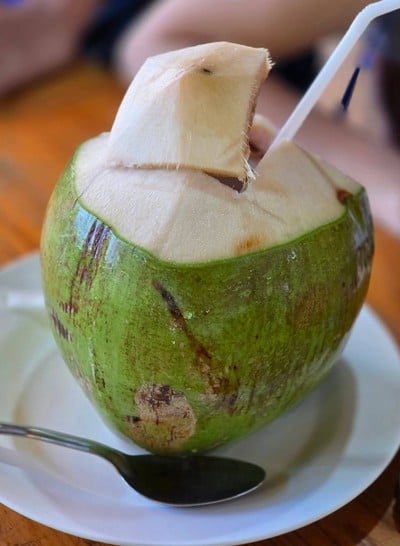 น้ํามะพร้าว