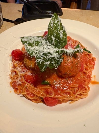 SPAGHETTI AND MEATBALLS