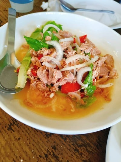 ยำทูน่า