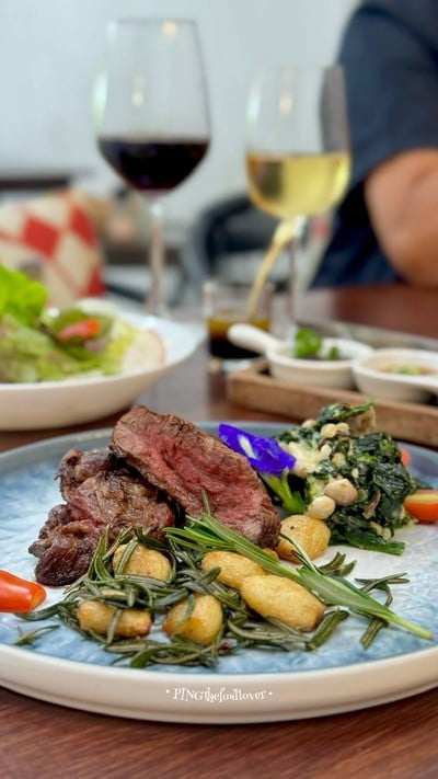 อาหาร หรือ เครื่องดื่ม