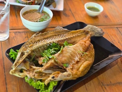 ปลากะพงทอดน้ำปลา