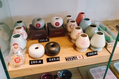 Adia's Cafe ธีมคริสมาสต์ ต้อนรับปีใหม่ มีมุมให้ติดแกรมเพียบ