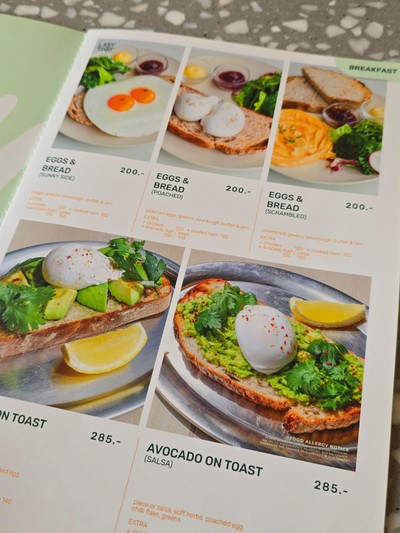 ป้ายราคาหรือสมุดเมนู