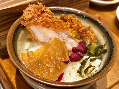 Jo (หมูสันนอกพรีเมียม)