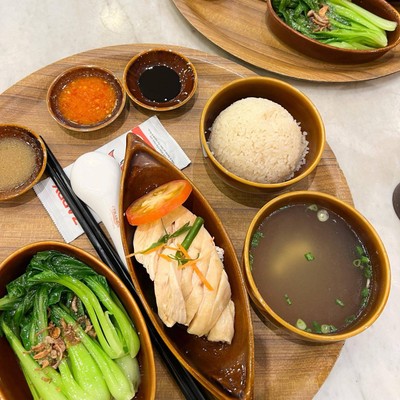 อาหาร หรือ เครื่องดื่ม