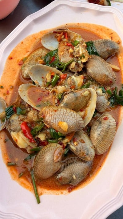 หอยลายผัดพริกเผา