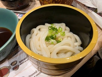 เส้นอุด้ง