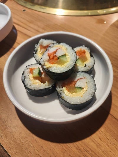 อาหาร หรือ เครื่องดื่ม