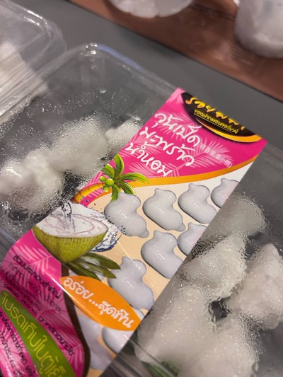 วุ้นเป็ดมะพร้าวน้ำหอม