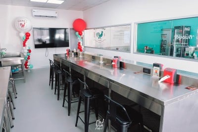 ข้าวมันไก่กับไข่ by เชฟจอม Master Chef x เฮียก้อ @บางนาตราด