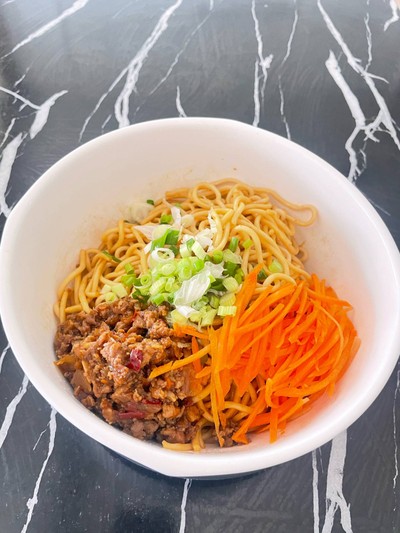 บะหมี่ซอสรวม