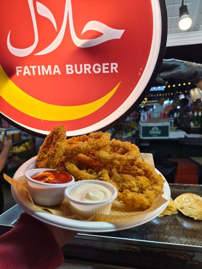 อาหาร หรือ เครื่องดื่ม